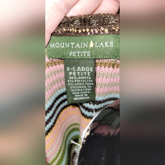MOUNTAIN Lake Petite sz xlarge cardigan sweater. Multi colored - Picture 4 of 4